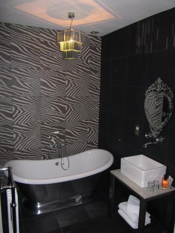 The Bull Inn มิลเดนฮอลล์ ภายนอก รูปภาพ