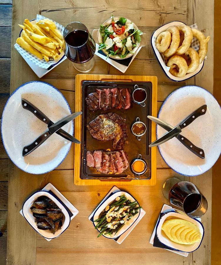 The Bull Inn มิลเดนฮอลล์ ภายนอก รูปภาพ